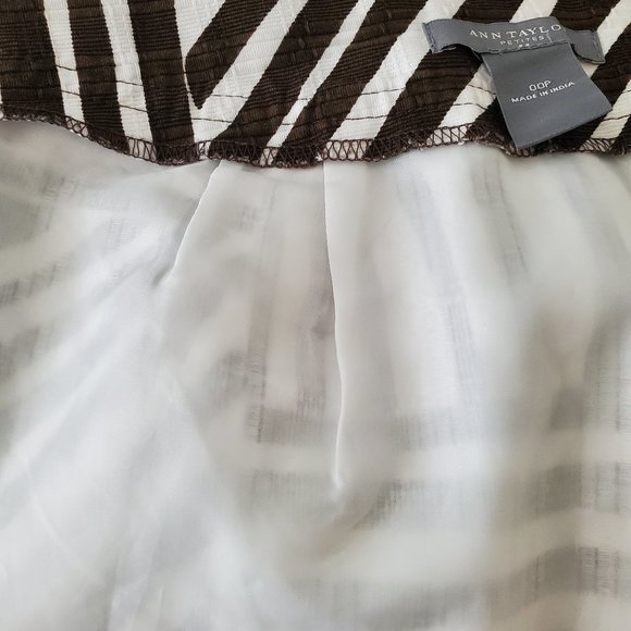 Ann Taylor Tribal Mudcloth Print Textured Mini Skirt | NWOT | 00P | Brown White - Picture 14 of 14